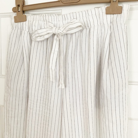 Vince White Pinstripe Pleated Loose Pants - Picture 3 of 7
